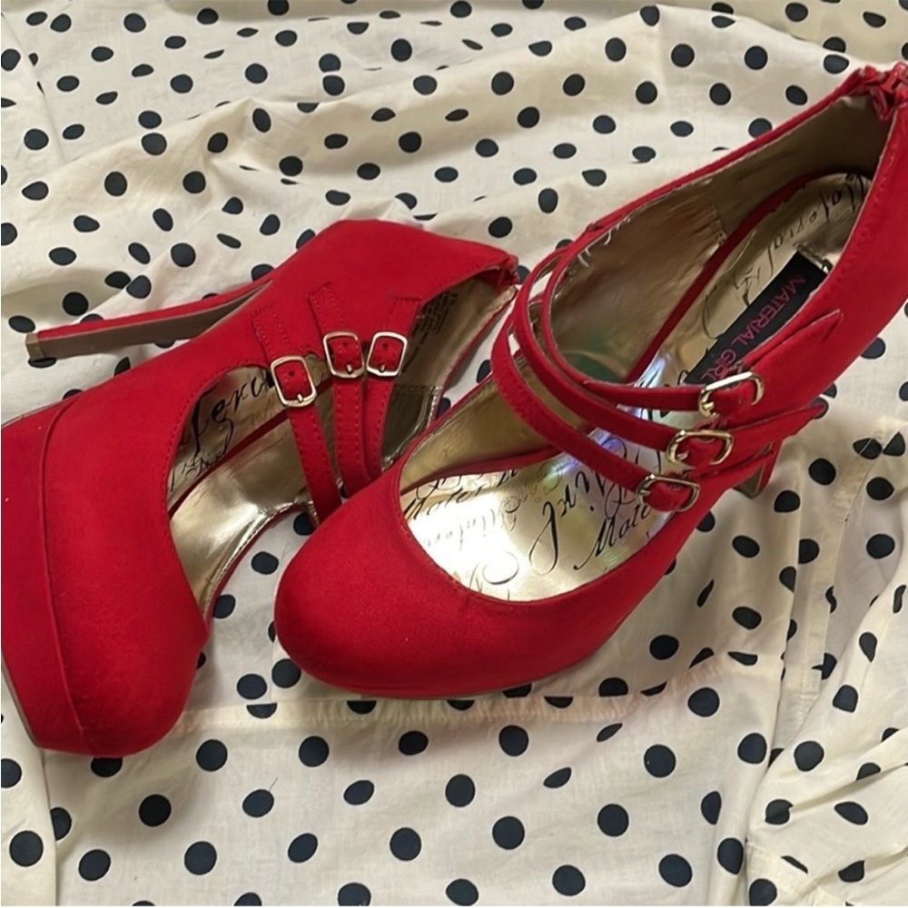 Material Girl Red Faux Suede Pumps - Picture 4 of 10